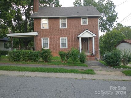 145 Blanton Street sold home in Lincoln Park, Asheville, NC