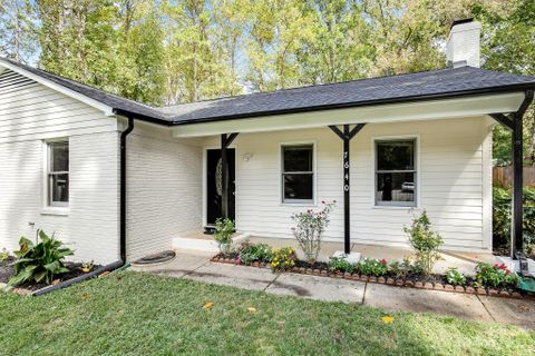 7640 Farm Gate Drive
