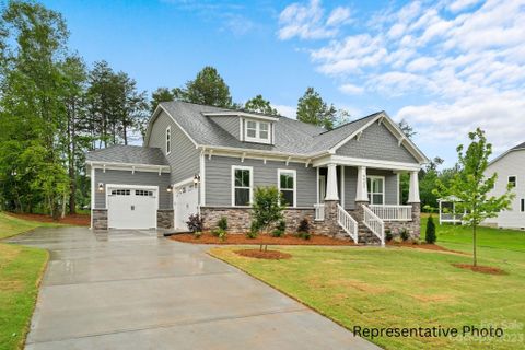 175 Triple Ponds Court 3