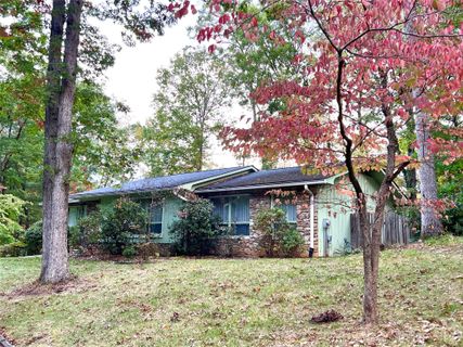 6 Highlander Road