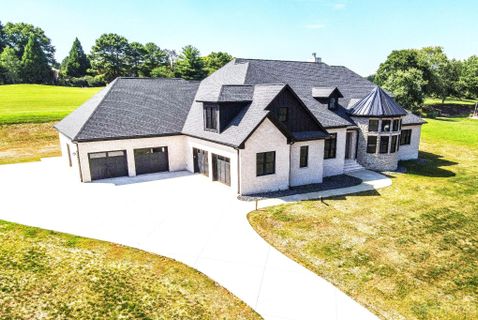 2656 Birdie Lane