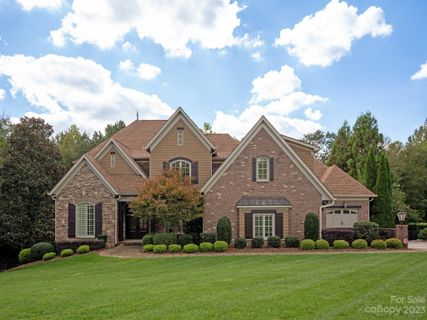 917 Wessington Manor Lane