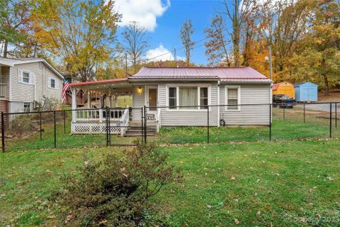513 Hiawassee Avenue