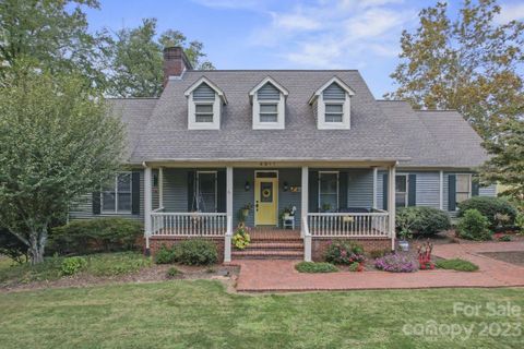 4011 Pinecrest Drive