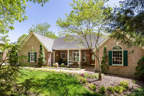 11 High Meadow Drive sold home in Reems Creek Comm and Golf Club, Weaverville, NC