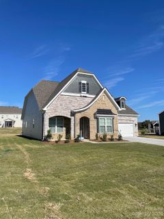 3422 Blackfield Court 27
