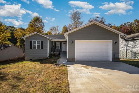 1266 39th Street Circle sold home in Western Ridge, Hickory, NC