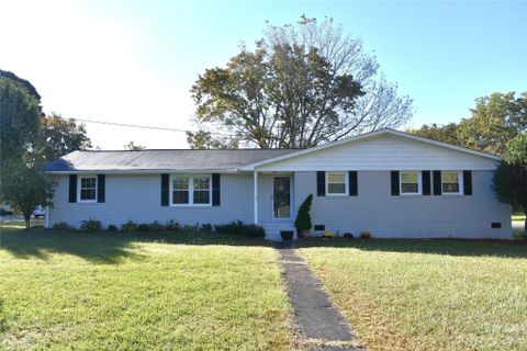 3452 Margaret Wallace Road sold home in Olde Creek, Matthews, NC
