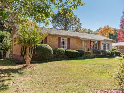 203 Weston Road sold home in Mountain View, Arden, NC
