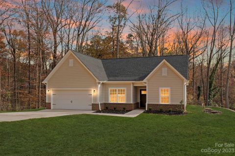 5617 Galaxie Road sold home in Berry Hill, Charlotte, NC