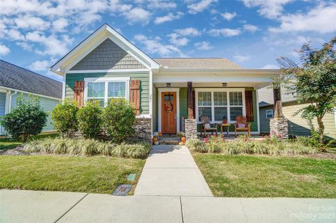 261 Harrison Lane