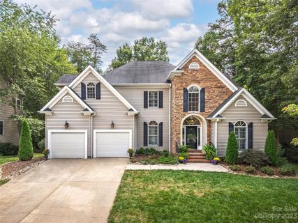 1046 Columbine Road
