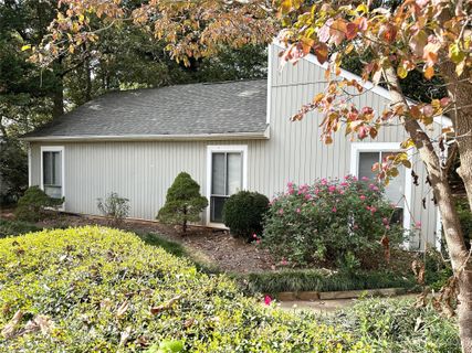 1862 Thoreau Court sold home in Briarwood Heights, Connelly Springs, NC