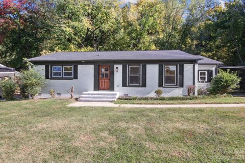 5225 Farmbrook Drive
