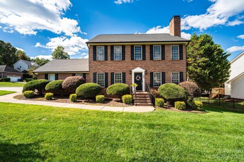 2565 Ironwood Drive