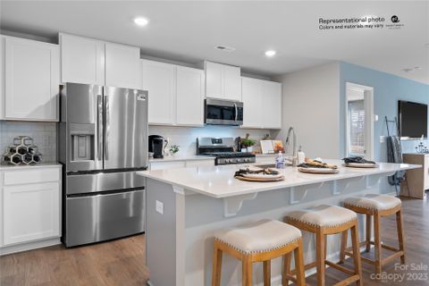 216 Brentwood Drive GBD 124