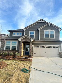 2717 Hattie Street 484