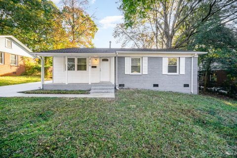 319 Barrymore Drive sold home in Bingham Park, Charlotte, NC