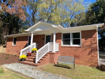 2226 Birchcrest Drive