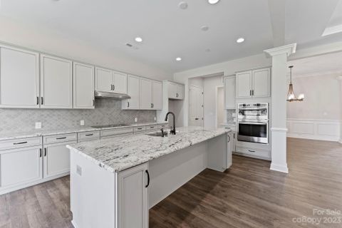 3430 Blackfield Court