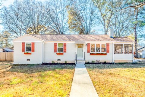 324 Fieldstone Circle sold home in Ashley Park, Statesville, NC