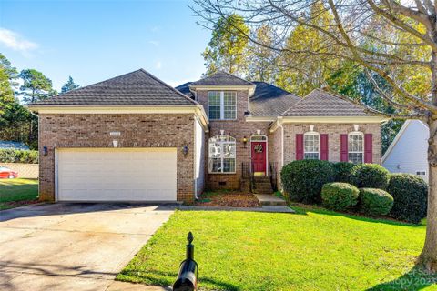 13330 Edgetree Drive