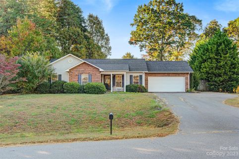 4947 Gateway Drive sold home in Southbridge, Claremont, NC