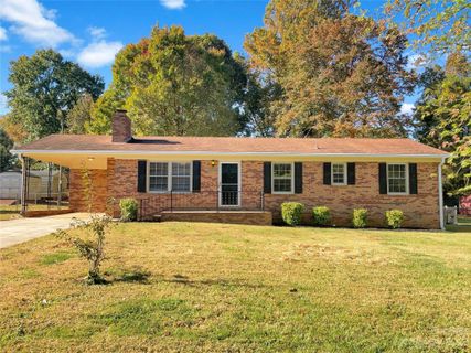 4909 Maplecrest Drive sold home in Maplecrest, Gastonia, NC