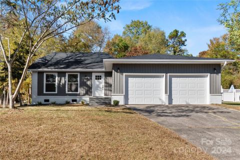 1427 Fox Run Drive sold home in Fox Run, Charlotte, NC