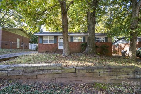 235 Edgegreen Drive sold home in Springfield, Charlotte, NC