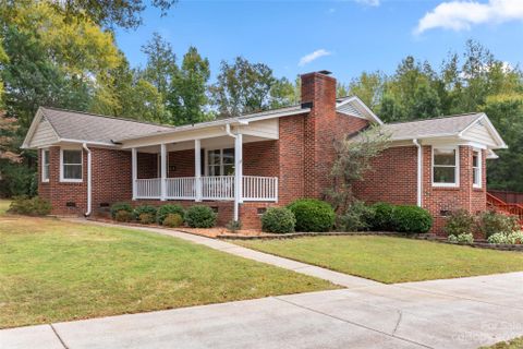 1714 Broadmore Court sold home in Spring Valley, Rock Hill, SC