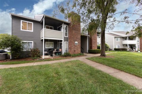 3207 Heathstead Place