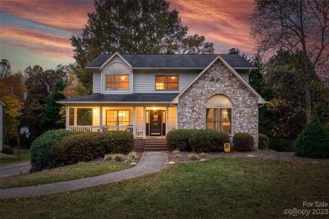 926 30th Avenue Lane sold home in North Creek, Hickory, NC