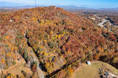 1300 Mine Gap Road sold home in Lamplighter Estates, Zirconia, NC