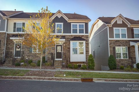 11745 Blessington Road sold home in Bryton Square, Huntersville, NC