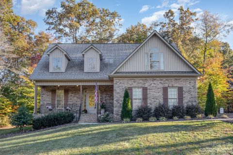 1007 Flat Rock Drive