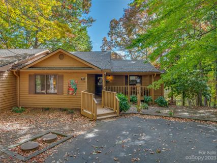 106 Appledore Court 8