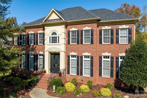 10118 Enfield Court