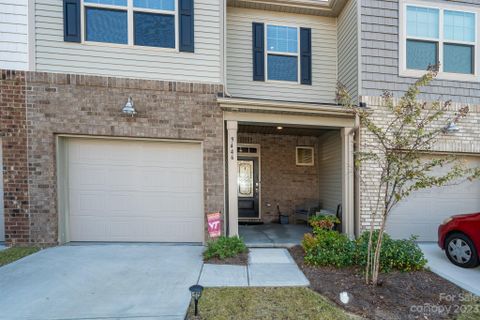 9446 Avery Lilac Lane sold home in The Greens, Indian Land, SC