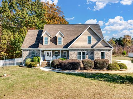 1048 Paddock Circle sold home in Birtwick Park, Rockwell, NC