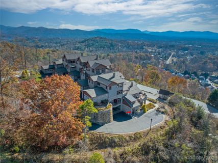 4 Chimney Crest Drive F sold home in Cirrus Condominiums, Asheville, NC