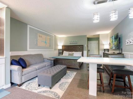 160 Whitney Boulevard 56