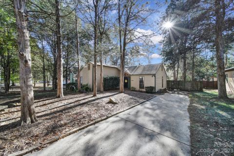 11408 Candlelight Court
