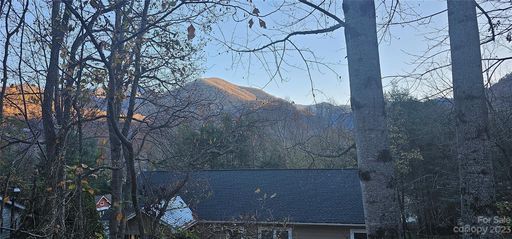 106 Silverleaf Circle sold home in Valley Creek Run, Maggie Valley, NC
