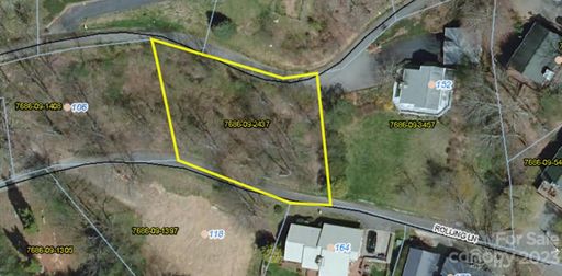 Lot 38 Silverleaf Circle sold home in Valley Creek Run, Maggie Valley, NC