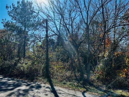 1016 Castlewood Drive sold home in Rollingwood, Shelby, NC
