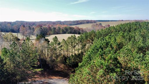 127 Whispering Pines Lane active home in Broad River Highlands, Mooresboro, NC