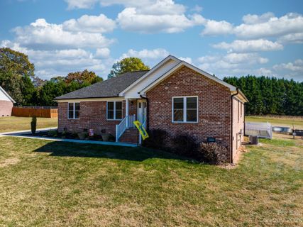 3421 Sweetgum Lane sold home in Blackburn Ridge, Lincolnton, NC