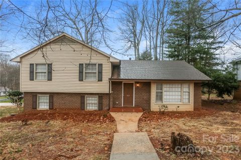 603 Old Farm Road sold home in Old Farm, Statesville, NC
