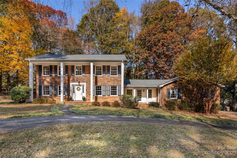 5101 Acorn Oaks Road sold home in Carol Ann Woods, Charlotte, NC